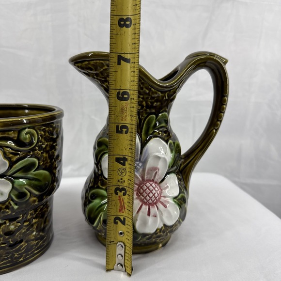 Vintage avocado green textured‎ mini pitcher And Planter flowers majolica Japan - Picture 3 of 10